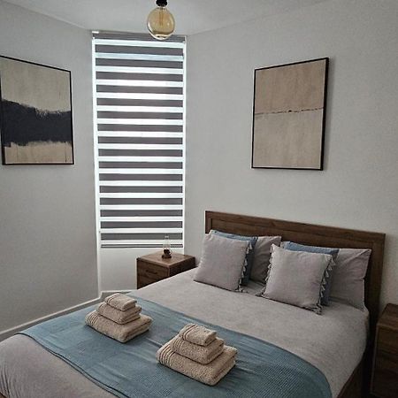 Tower Bridge Spacious King Bedroom With Extra Large Windows Londres Extérieur photo